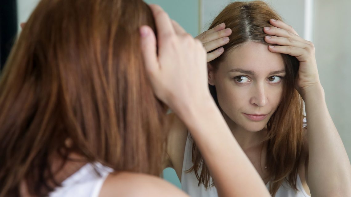 Haarausfall bei Frauen: <br />Ursachen und Formen